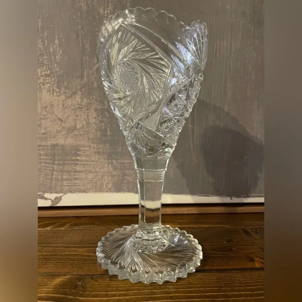 Elaborate Vintage EAPG Crystal Glass Swirl Pattern Trumpet Pedestal Vase vintage